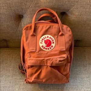 Fjallraven Kanken Mini Backpack